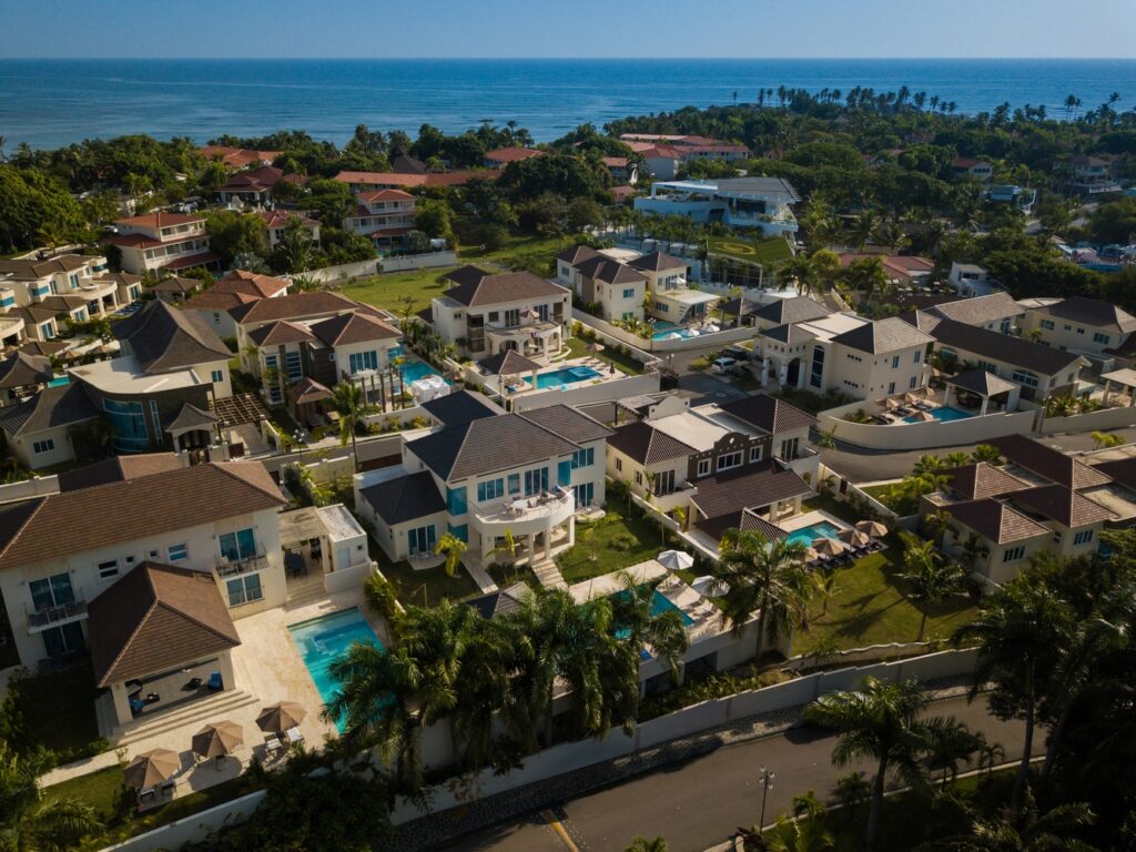 ROYAL VILLAS