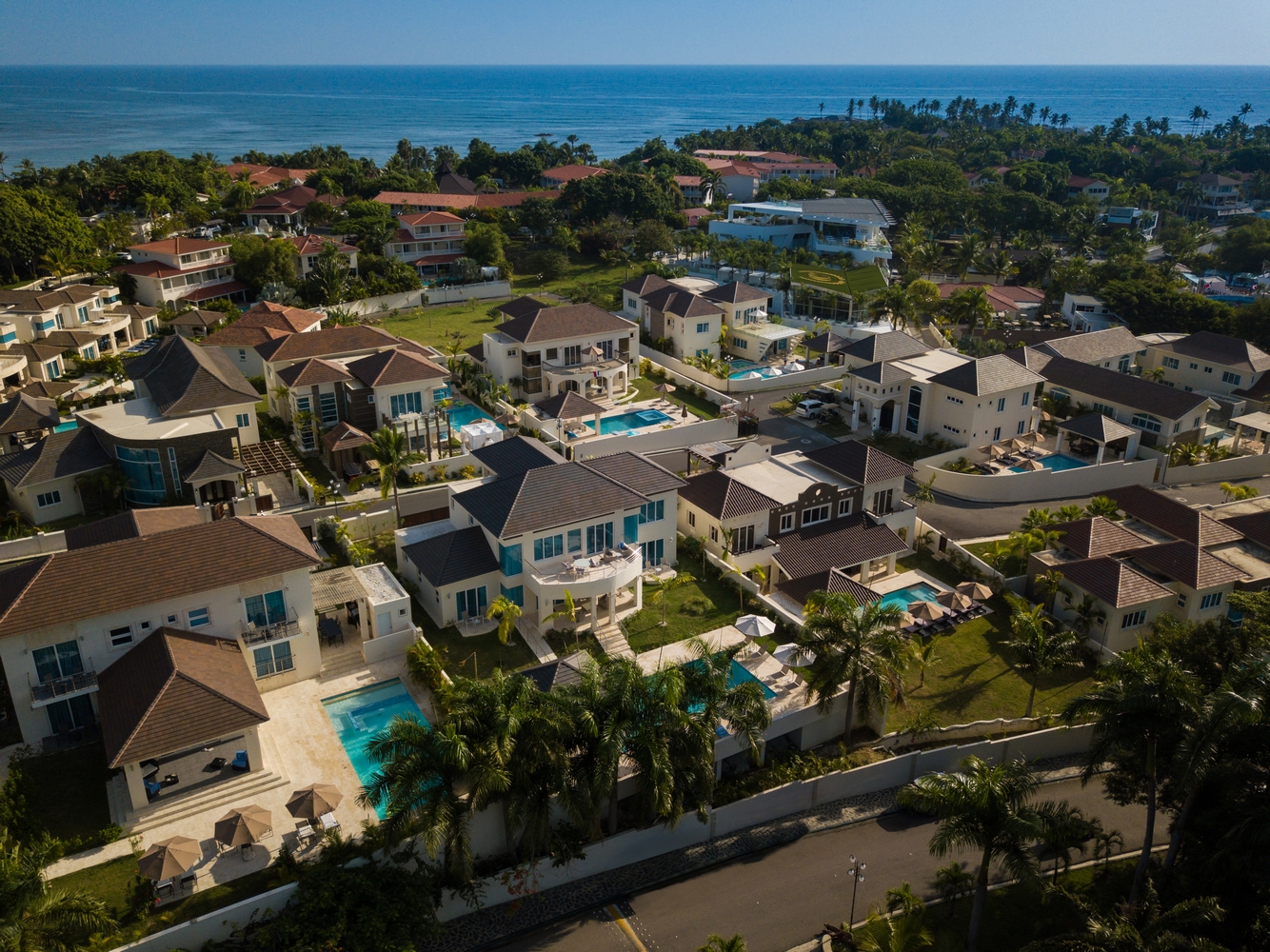 ROYAL VILLAS